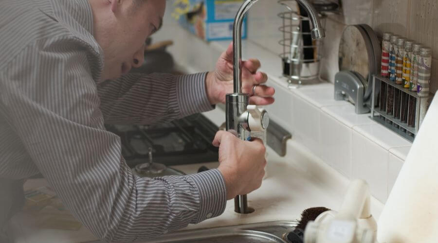 Professional emergency plumbing in Warren, IN